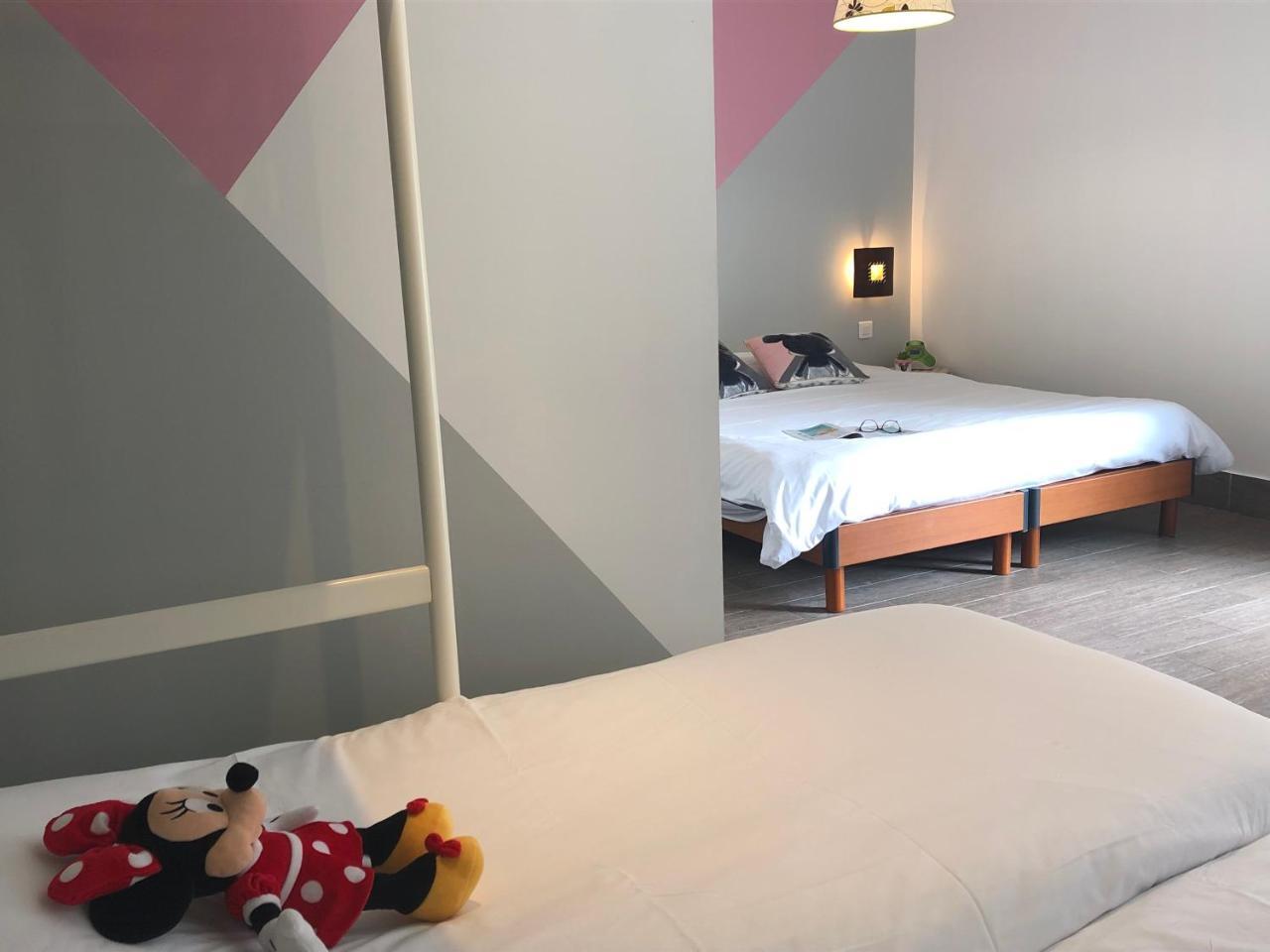 Chambres D'Hotes Poirier Bazin Montry Eksteriør bilde